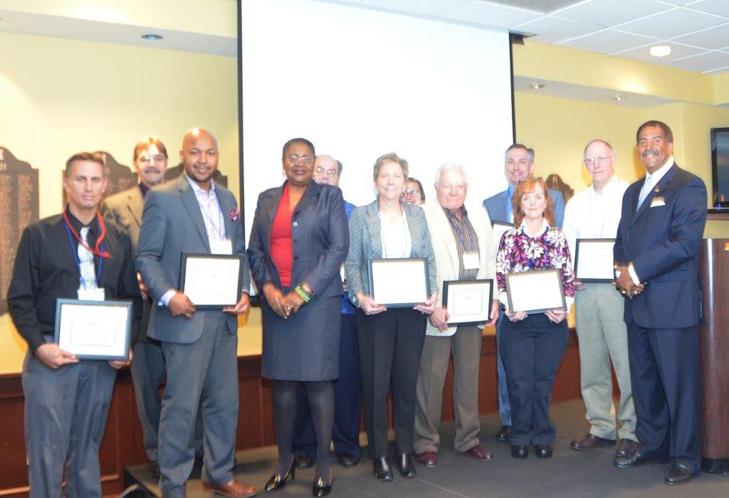 2016 LGIT MTG 15102358_1